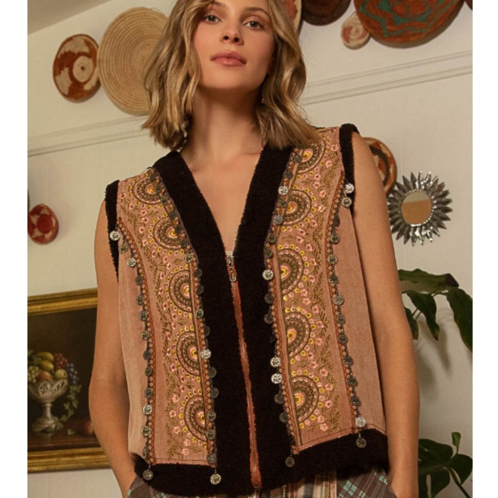 13155 POL Embellished Twill Vest